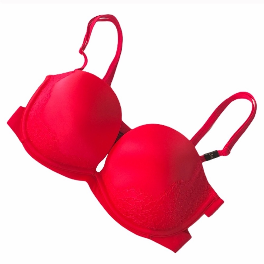 Victoria’s Secret Bombshell Bra 34C